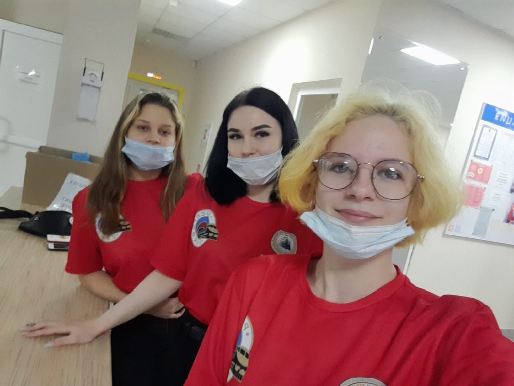 Всех добровольцев отряда "Стальной Дозор" мы спешим поздравить с Международным Днем волонтера!