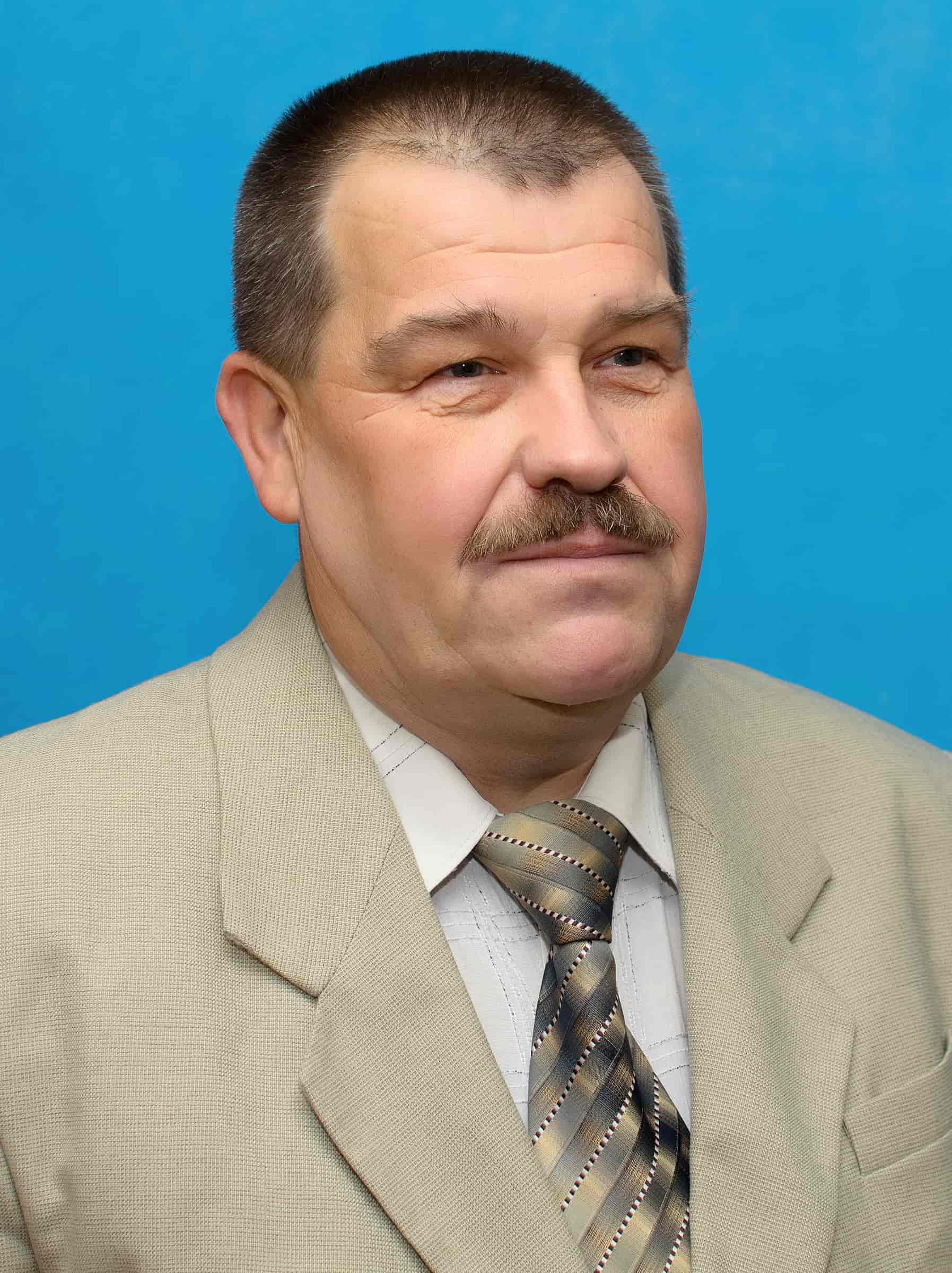Суслаков Эдуард Витальевич